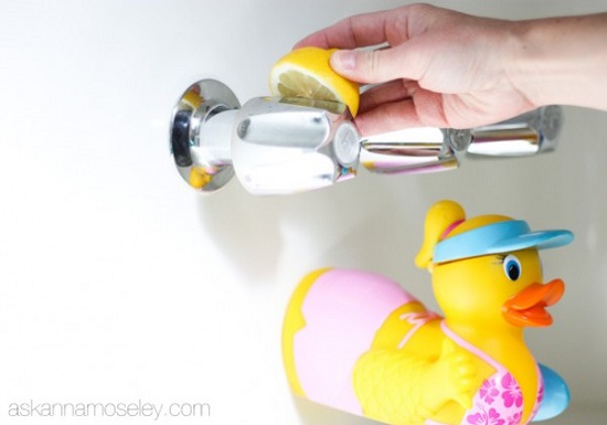 Bathroom Cleaning Hacks