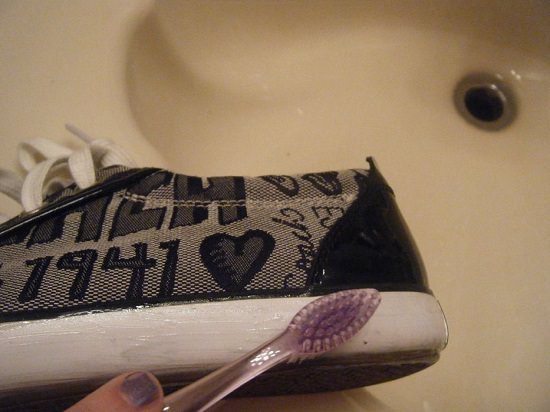 Shoes Cleaning Hacks3