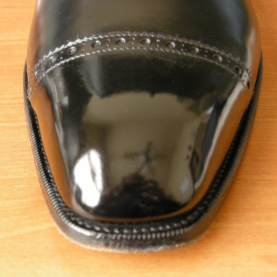 DIY Shoes Polish 10