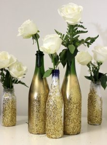 18 Homemade DIY Glitter Vases For Decoration ⋆ Bright Stuffs