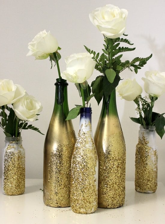 18 Homemade DIY Glitter Vases For Decoration