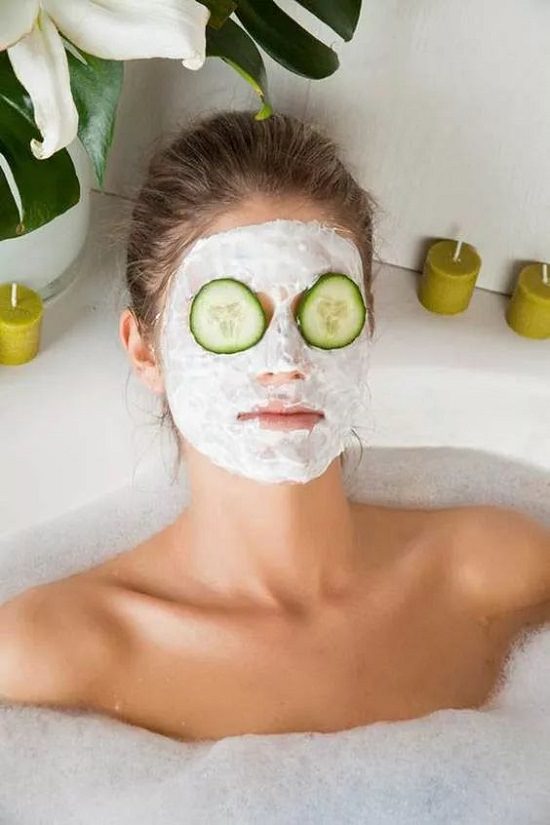 Homemade face mask for acne and oily skin 9