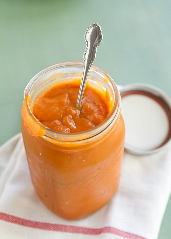 Check out the zestiest and most flavorful Homemade Ketchup Recipes on the internet, free from preservatives and additives!