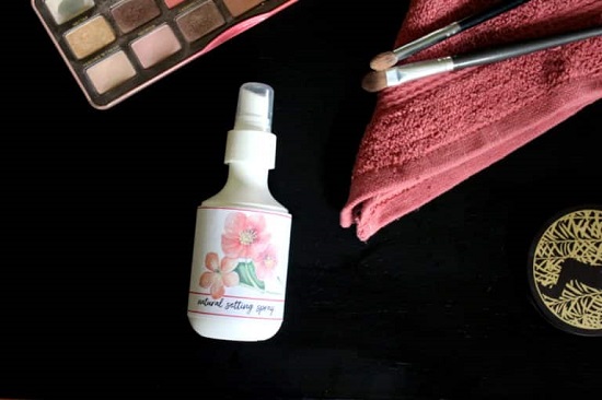 Homemade makeup setting spray2