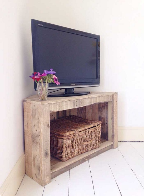 Want to optimize the space of your corner? Check out one of these chic and functional DIY Corner TV Stand Ideas!
