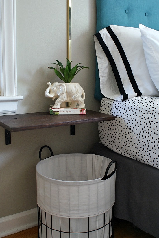 25 Modern DIY Floating Nightstand Ideas ⋆ Bright Stuffs