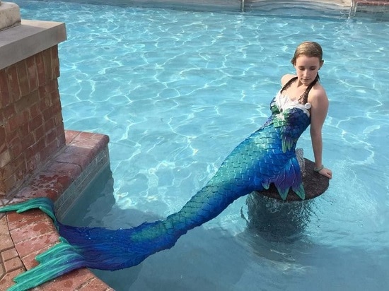 DIY Mermaid Tail Costume And Craft4