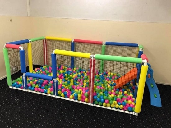 DIY Ball Pit3