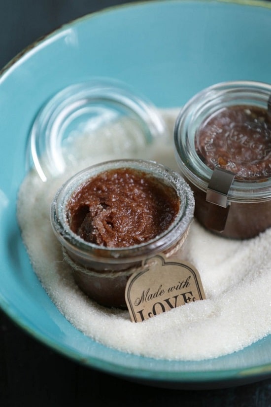 DIY Lip Scrub Without Honey5