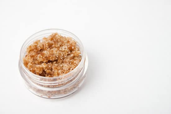 DIY Lip Scrub Without Honey9