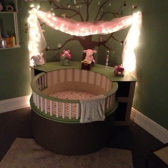 DIY Circle Crib