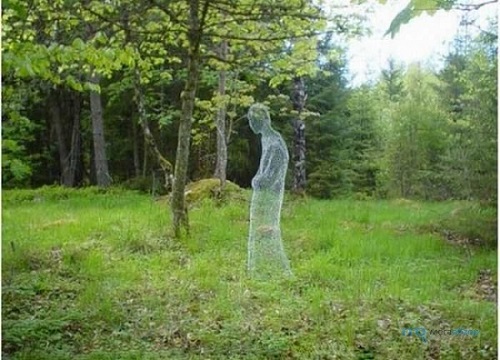 Chicken Wire Sculpture 6