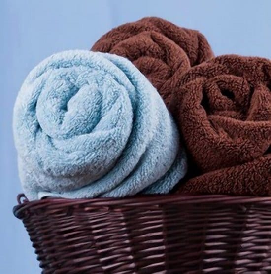 Storing Bath Towels In The Basket