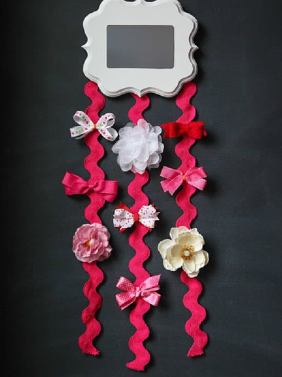 DIY Mirror Hair Bow Holder