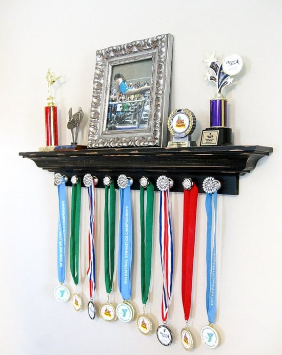 23 DIY Medal Display Ideas To Treasure The Achievements ⋆ Bright Stuffs