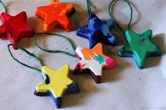 DIY Melted Crayon Ornaments5