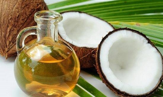 DIY Coconut Oil And Honey Hair Mask1