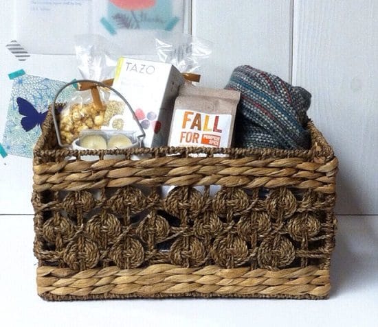 DIY Fall Gift Basket Ideas3