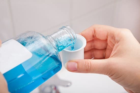 How to Get Rid of Bruises With Mouthwash2