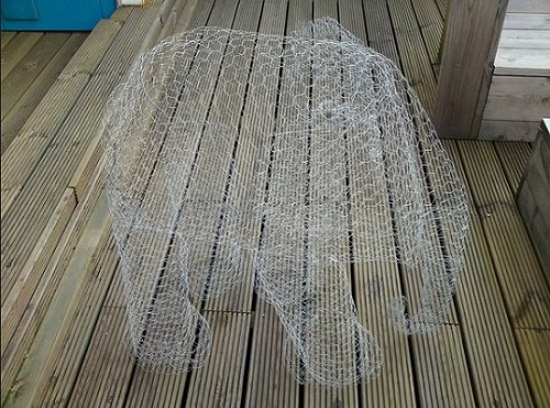 Chicken Wire Sculpture 2