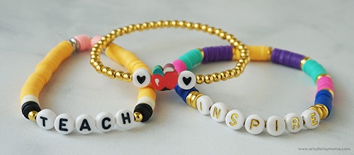 20 Cute DIY Heishi Bead Bracelet Ideas 9