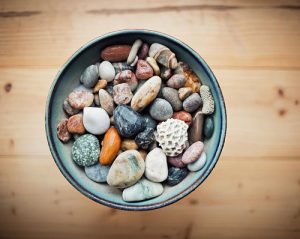 15 Amazing Rock Display Ideas ⋆ Bright Stuffs