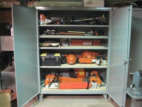  Chainsaw Storage Ideas 10