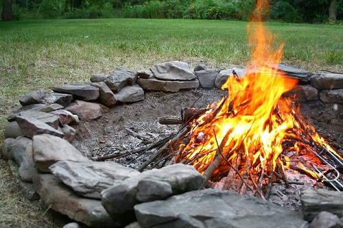 Outdoor Rock Fire Pit