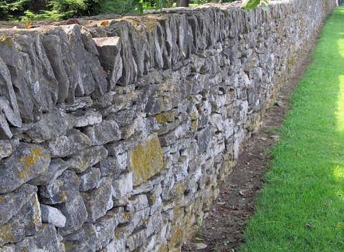 Stone Wall Fence Idea