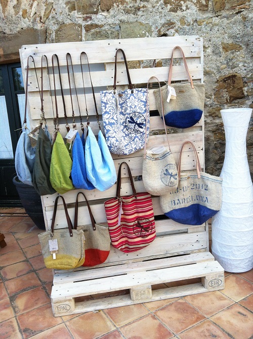 Pallet Tote Bags Display Station