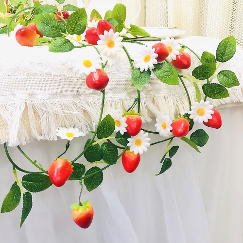 Strawberry Decorations Ideas 2