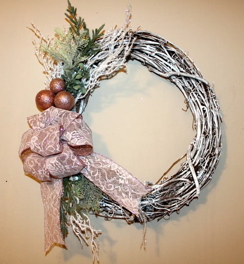 Grapevine Christmas Wreath 9