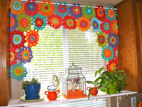 DIY Flower Power Valance