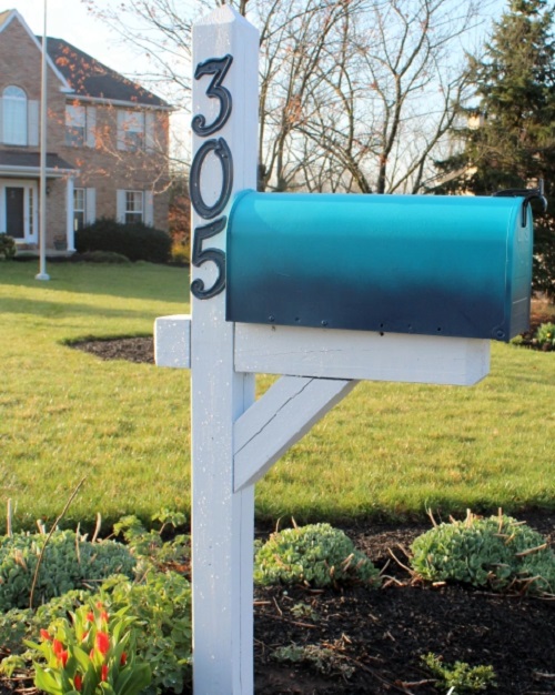DIY Ombre Mailbox