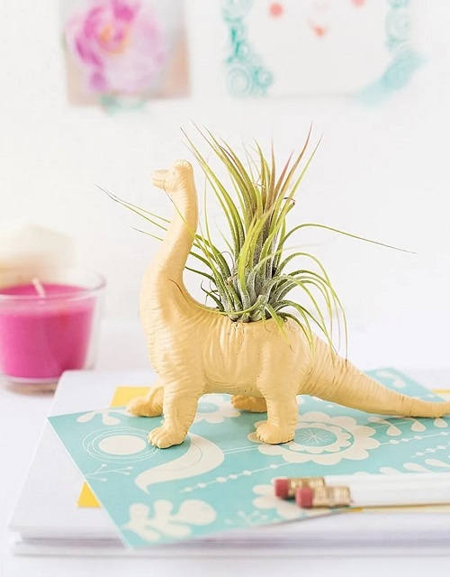 Easy to Make Toy Dinosaur Planters 2