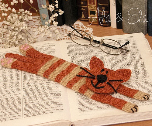 Stunning Animal Bookmark Knitting Patterns