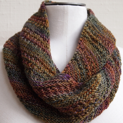 Variegated Cowl Knitting Pattern