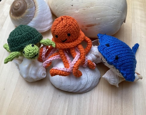 sea-creatures-trio-knitting-pattern-by-natasha-wildy