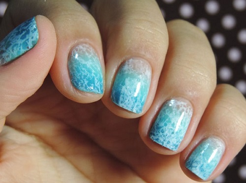 Beach Waves Inspired Nail Art