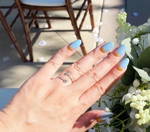 A Simple Blue Wedding Nail Art