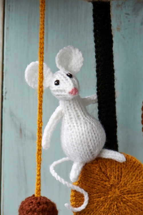 Adorable White Mouse Knitted Toy