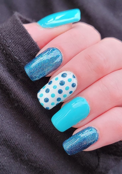 Polka Dot Nails