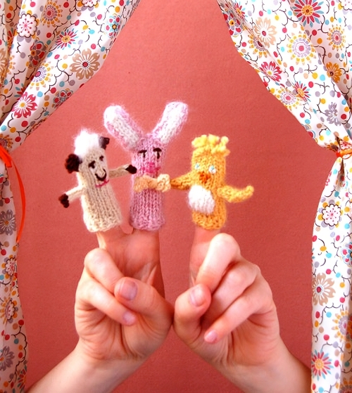 https://www.ravelry.com/patterns/library/easter-finger-puppets