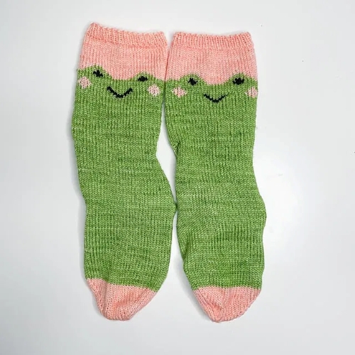 Froggy Socks Free Knitting Pattern