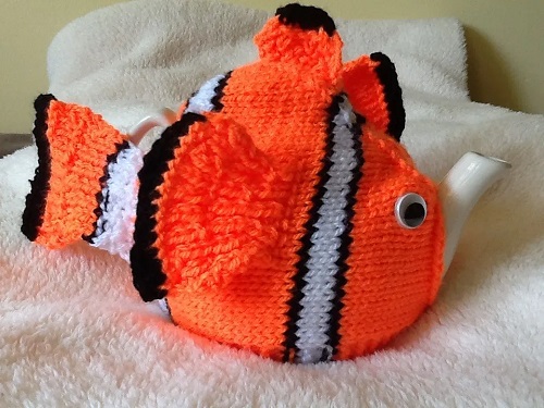 Nemo Teapot Cover Knitted Free Pattern