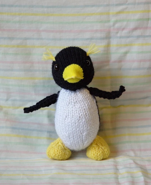 Macaroni Penguin 