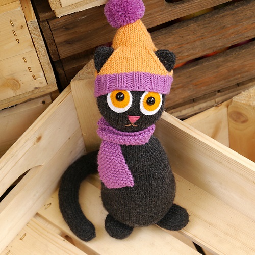 Easy and Cute Knitted Cat Patterns 4