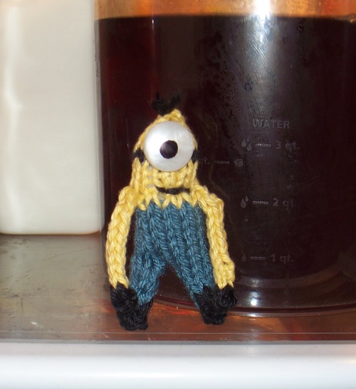 tiny minion knitting pattern