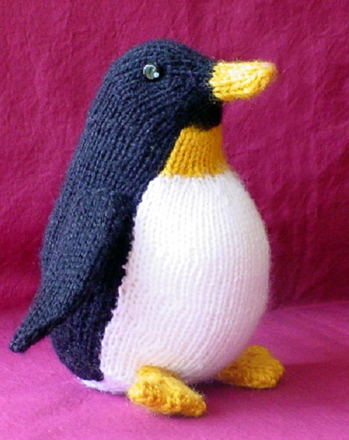 Pasha the knitted Penguin