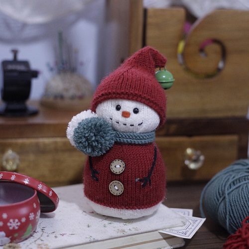 Knitted Winter Dolls Free Patterns 4